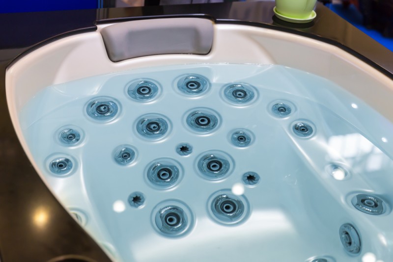 How To Keep Hot Tub Water Crystal Clear In 6 Ways