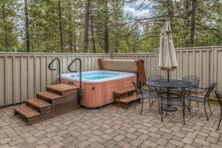 How To Repair Hot Tub Cover: 8 Tips