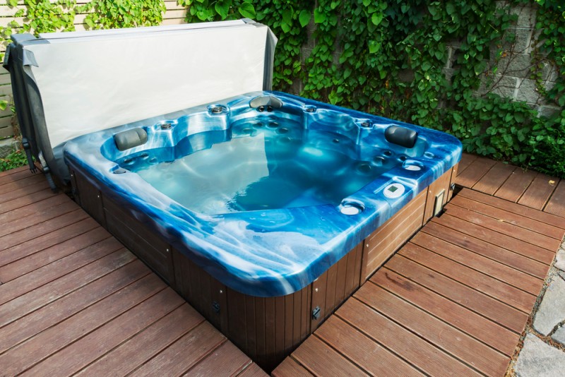 outdoor hot tub on garden